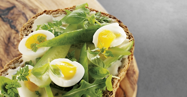 frisse volkoren toast met ei