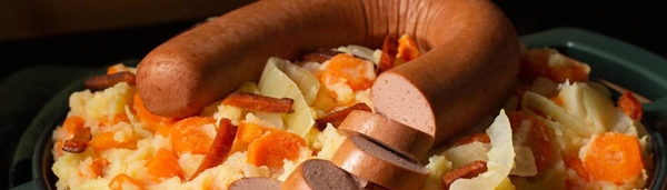 klassieke hutspot met vegetarische rookworst