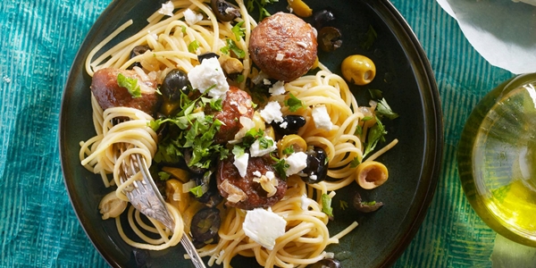 Gevulde groenten met walnootpesto en feta