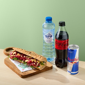 Productfoto van SPAR vers belegd broodje + (gekoeld) drankje samen voor €5.50