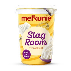 Productfoto van Melkunie slagroom kant en klaar beker 500 ml