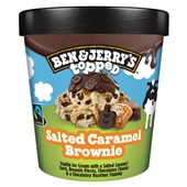 Ben&Jerry topped salted caramel brownie voorkant