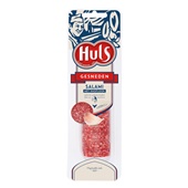 Huls gesneden salami met knoflook voorkant