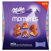 Milka moments pralines 
 mixbox voorkant