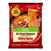 Pulmuone noodles kimchi voorkant