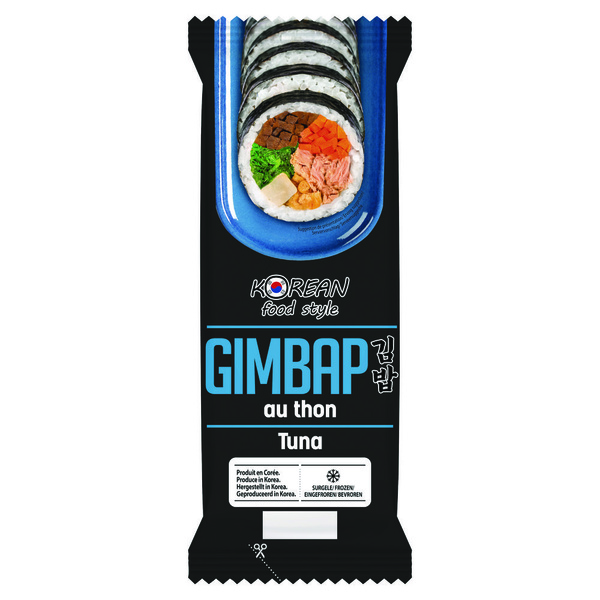 Korean Food Style bevroren gimbap gemaakt met tonijn met tonijn voorkant