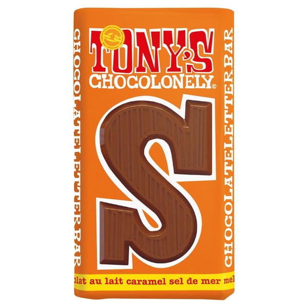 Tony's chocolonely letterreep melkchocolade karamel zeezout voorkant